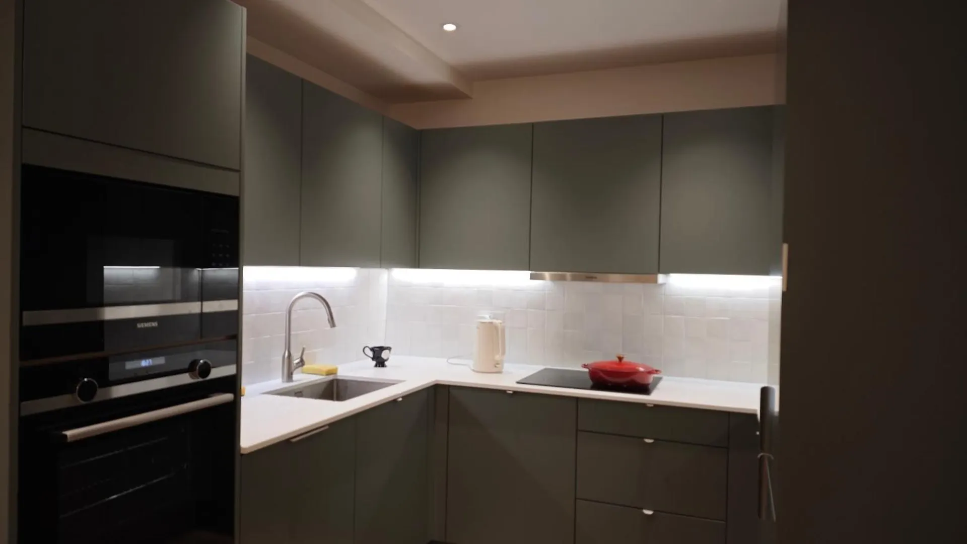 Feel London'S Tranquility Villa Greenford  0*, Greenford (Greater London)